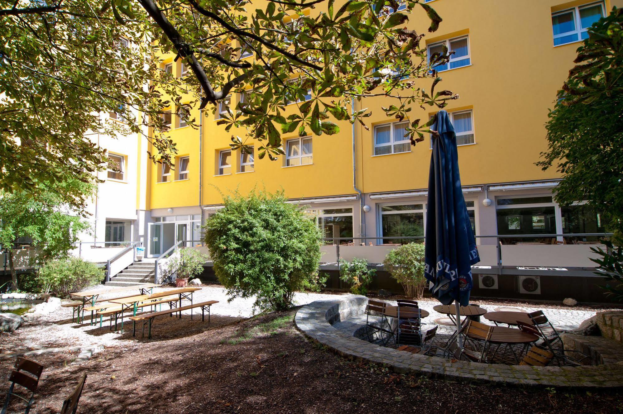 Hostel Haus International *